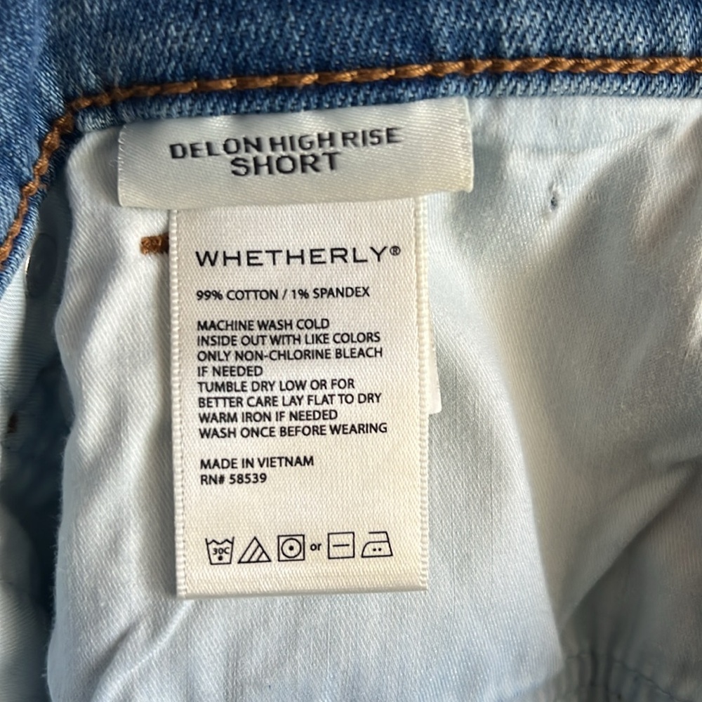 Whetherly Deleon High rise shorts - Picture 6 of 8